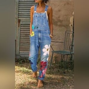 Miss look floral denim bib overalls Size Small
